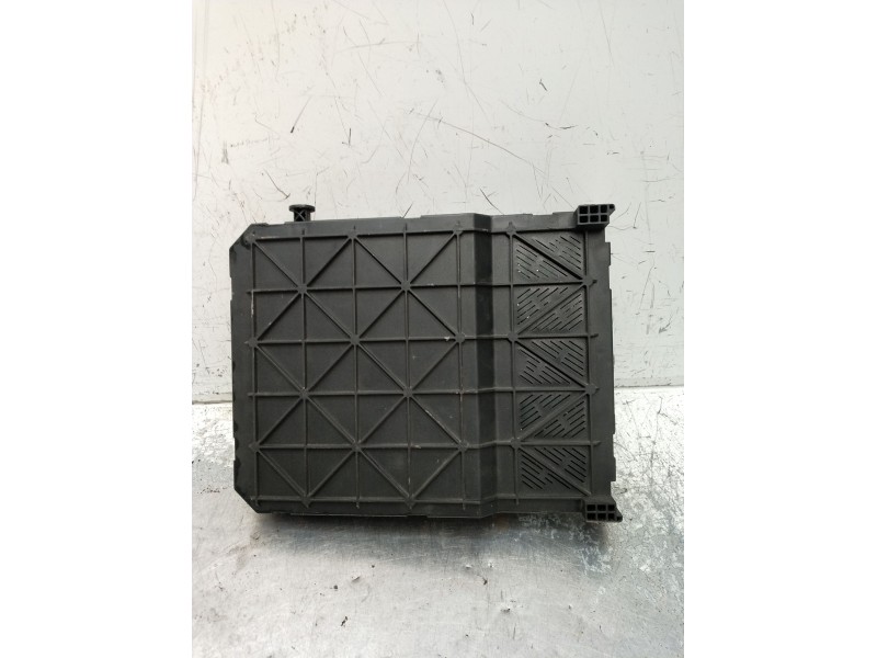 Recambio de caja reles / fusibles para peugeot 1007 (km_) 1.4 16v referencia OEM IAM 9659579180 BSIF0400 2005