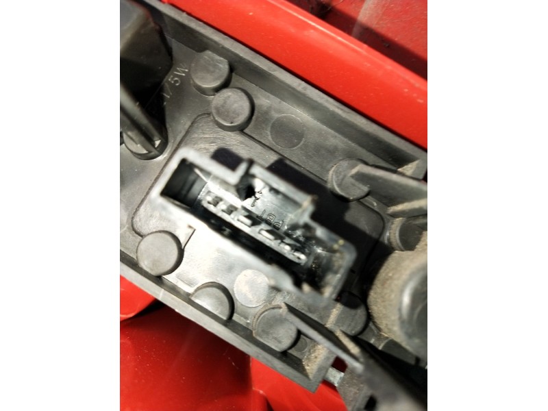 Recambio de piloto trasero izquierdo para peugeot 1007 (km_) 1.4 16v referencia OEM IAM   2005