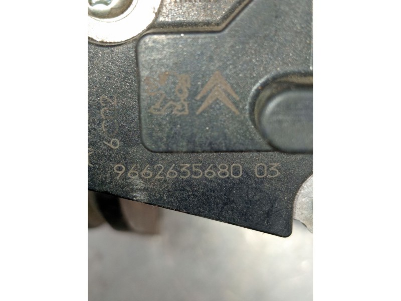 Recambio de caudalimetro para ds 5 business class hybrid 4x4 referencia OEM IAM 966263568003  2012