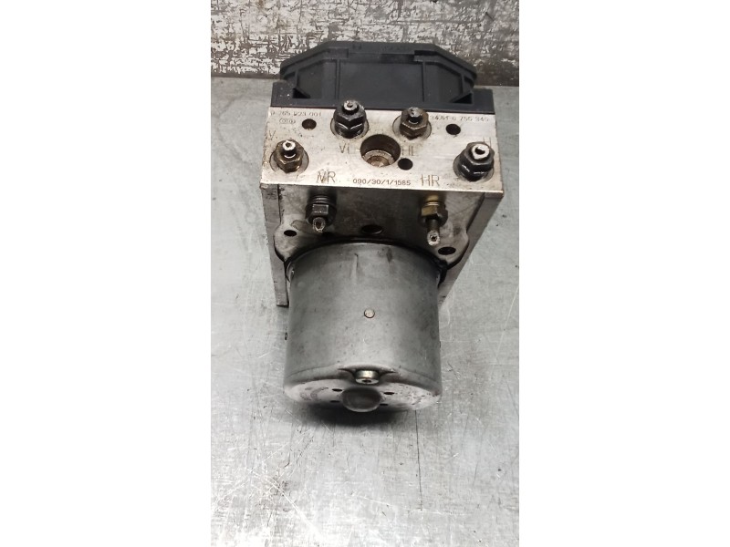 Recambio de abs para bmw 5 (e39) 525 d referencia OEM IAM   