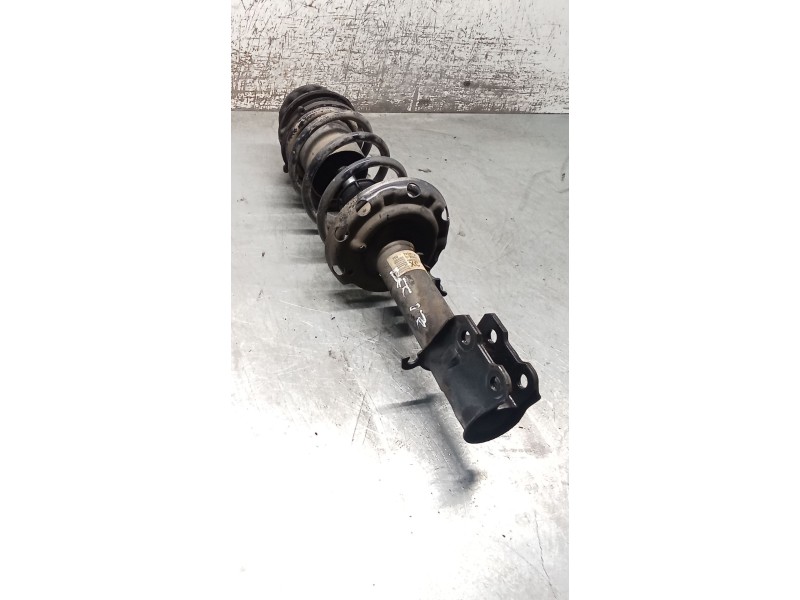 Recambio de amortiguador delantero izquierdo para opel corsa c (x01) 1.7 dti (f08, f68) referencia OEM IAM 22185127 9127455 4630