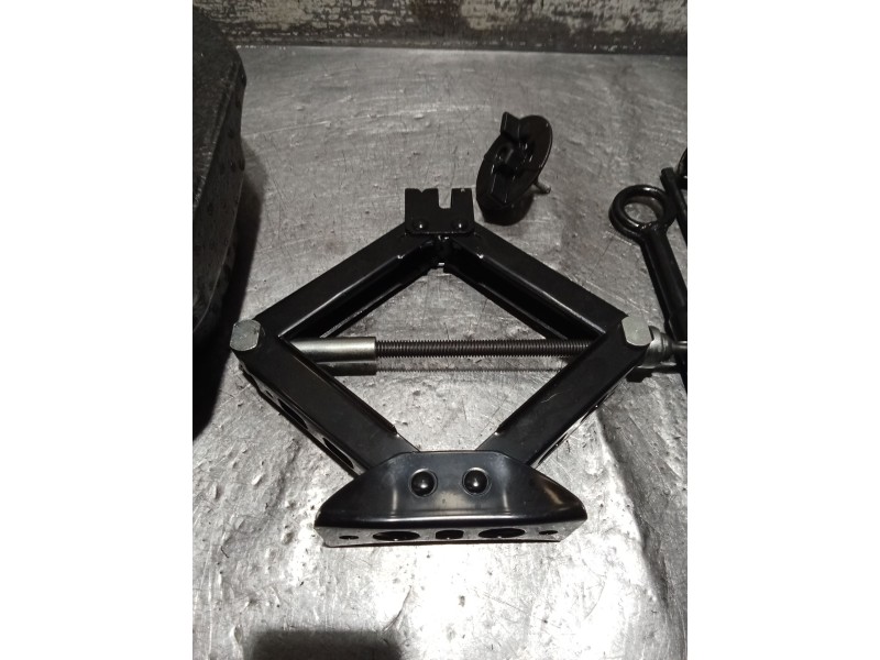 Recambio de gato para kia stonic (yb) 1.0 t-gdi referencia OEM IAM   17