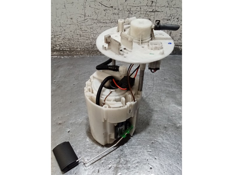 Recambio de bomba combustible para kia stonic (yb) 1.0 t-gdi referencia OEM IAM 31110H8200 1000G54520 17