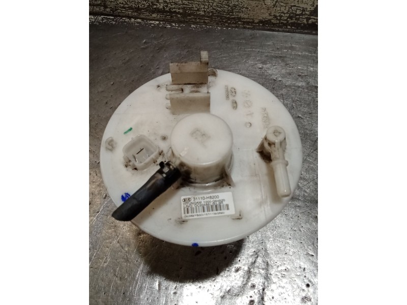 Recambio de bomba combustible para kia stonic (yb) 1.0 t-gdi referencia OEM IAM 31110H8200 1000G54520 17