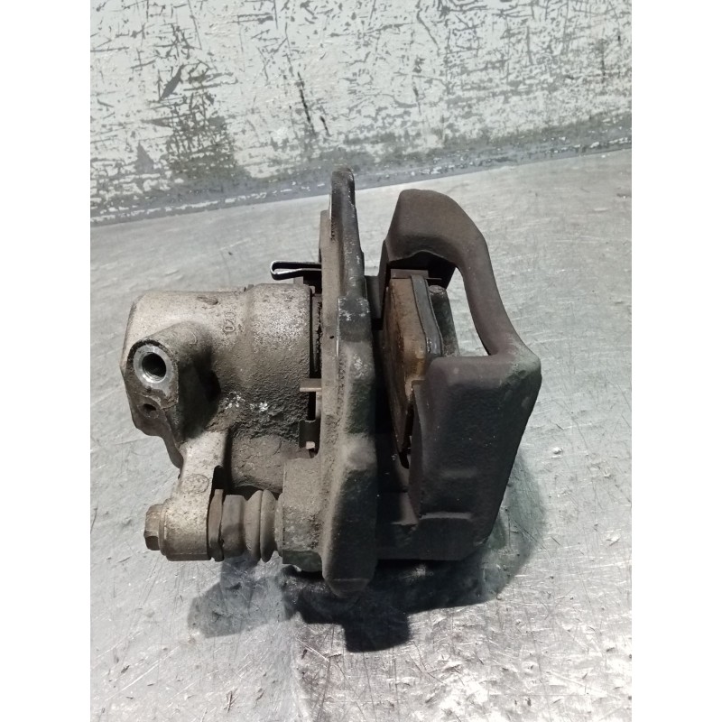 Recambio de pinza freno delantera derecha para toyota verso (_r2_) 2.2 d-4d (aur21_) referencia OEM IAM   