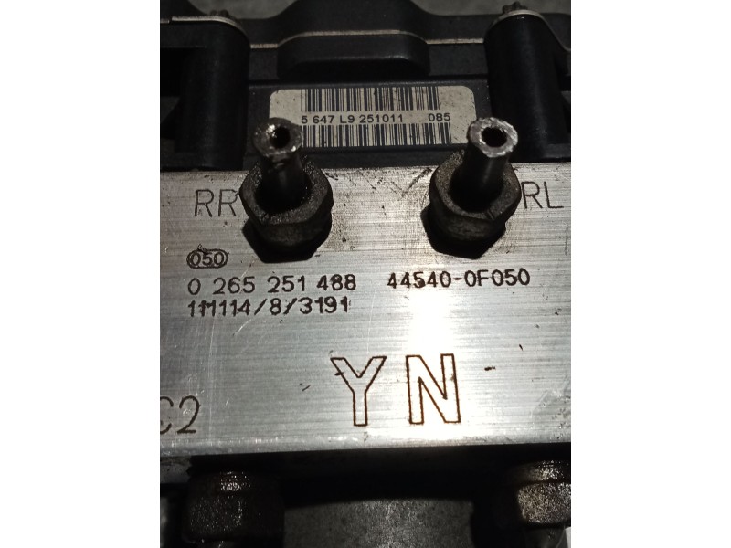 Recambio de abs para toyota verso (_r2_) 2.2 d-4d (aur21_) referencia OEM IAM 0265951566 0265251488 445400F050