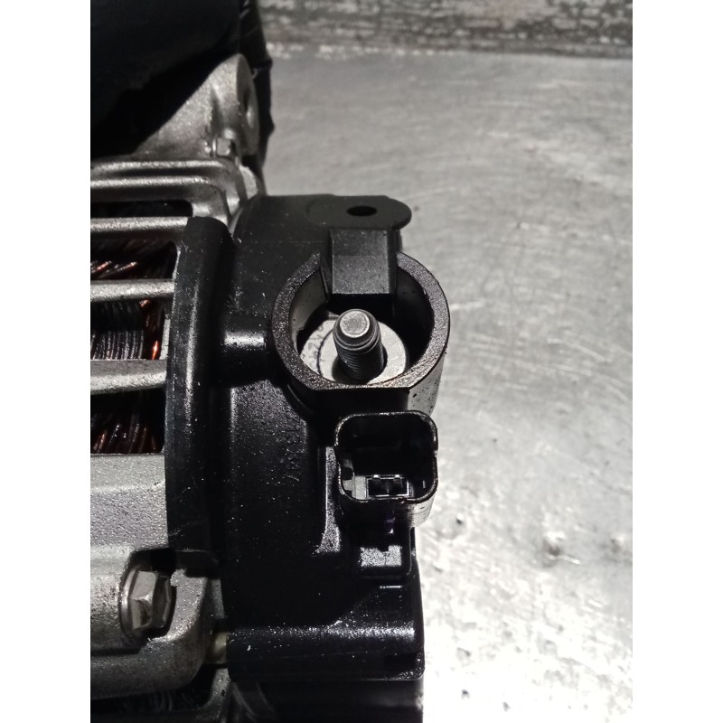 Recambio de alternador para peugeot 407 (6d_) 1.6 hdi 110 (6d9hzc, 6d9hyc) referencia OEM IAM A605546A TG15C134 