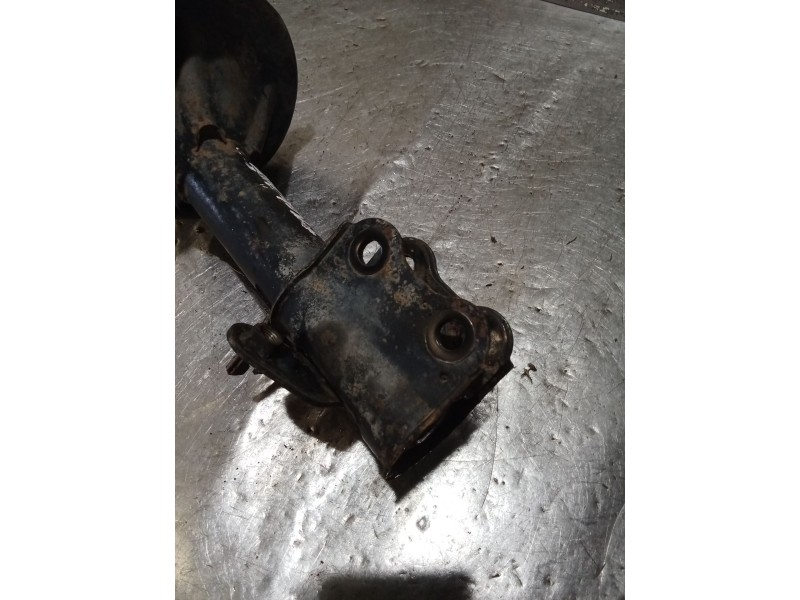 Recambio de amortiguador trasero derecho para kia sephia sedán (fa) 1.5 i referencia OEM IAM   