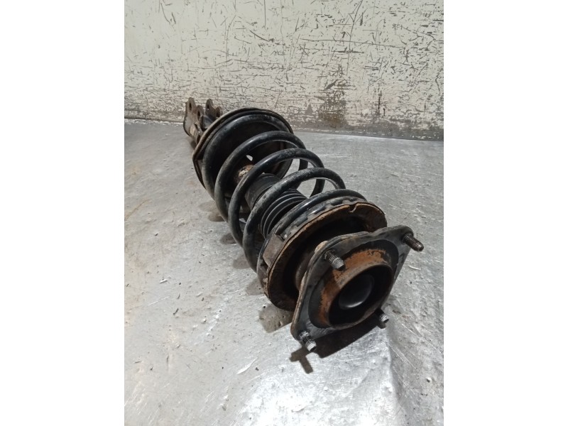 Recambio de amortiguador delantero izquierdo para kia sephia sedán (fa) 1.5 i referencia OEM IAM   