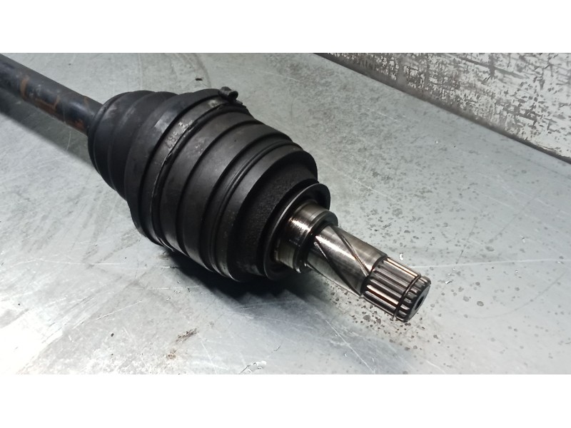 Recambio de transmision delantera derecha para opel corsa c (x01) 1.7 dti (f08, f68) referencia OEM IAM   01