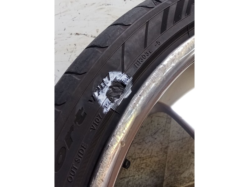 Recambio de juego llantas para alfa romeo gt (937_) 1.9 jtd (937cxn1b) referencia OEM IAM 235/35 R19 91Y  