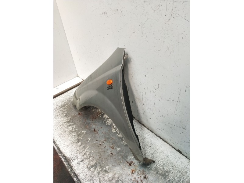 Recambio de aleta delantera izquierda para daewoo kalos (klas) 1.4 referencia OEM IAM   2002