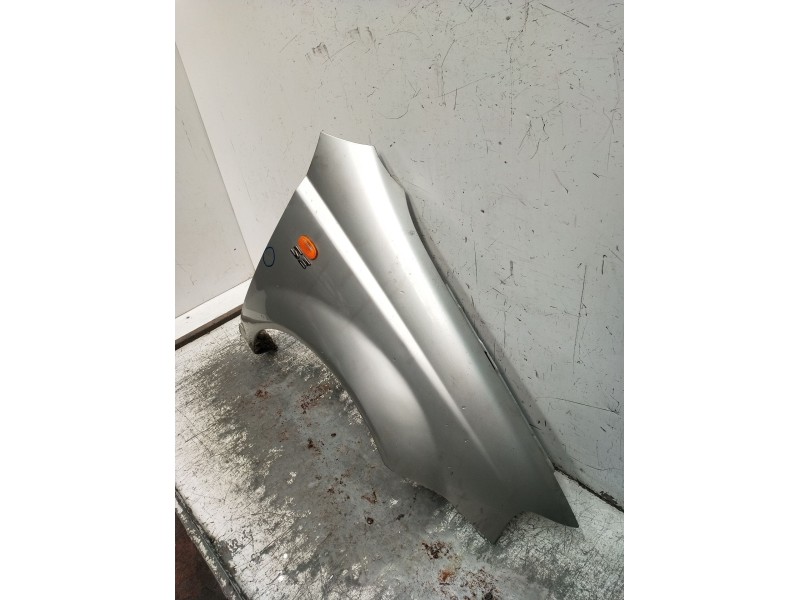 Recambio de aleta delantera derecha para daewoo kalos (klas) 1.4 referencia OEM IAM  VER FOTOS 2002