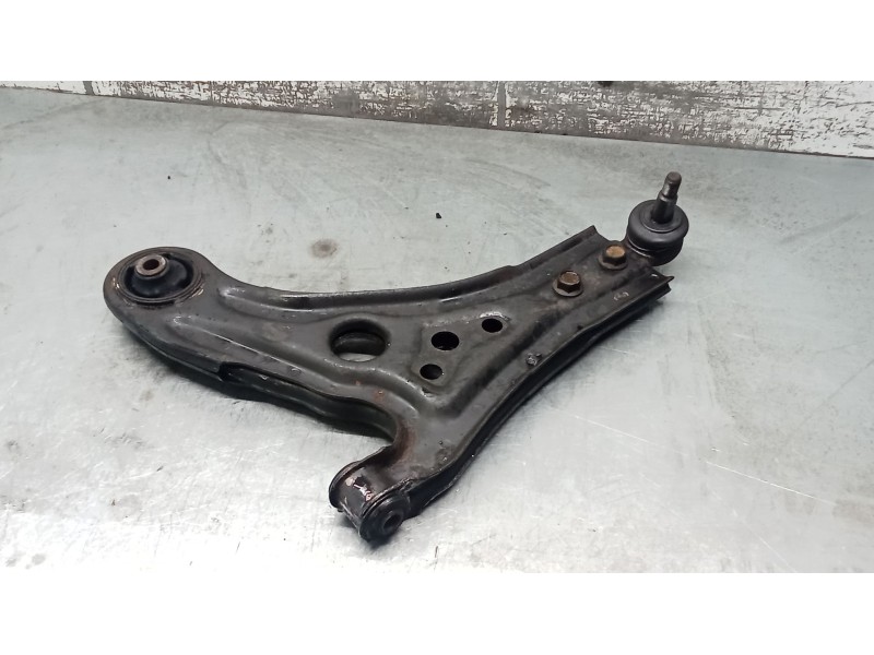 Recambio de brazo suspension inferior delantero izquierdo para daewoo kalos (klas) 1.4 referencia OEM IAM   02
