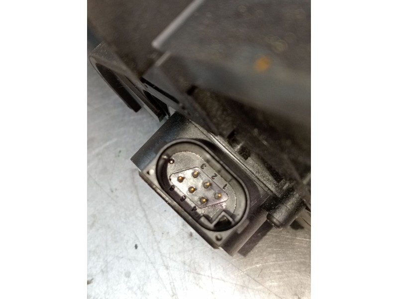 Recambio de potenciometro pedal para mercedes-benz clase c (w203) c 270 cdi (203.016) referencia OEM IAM A2113000804  2000