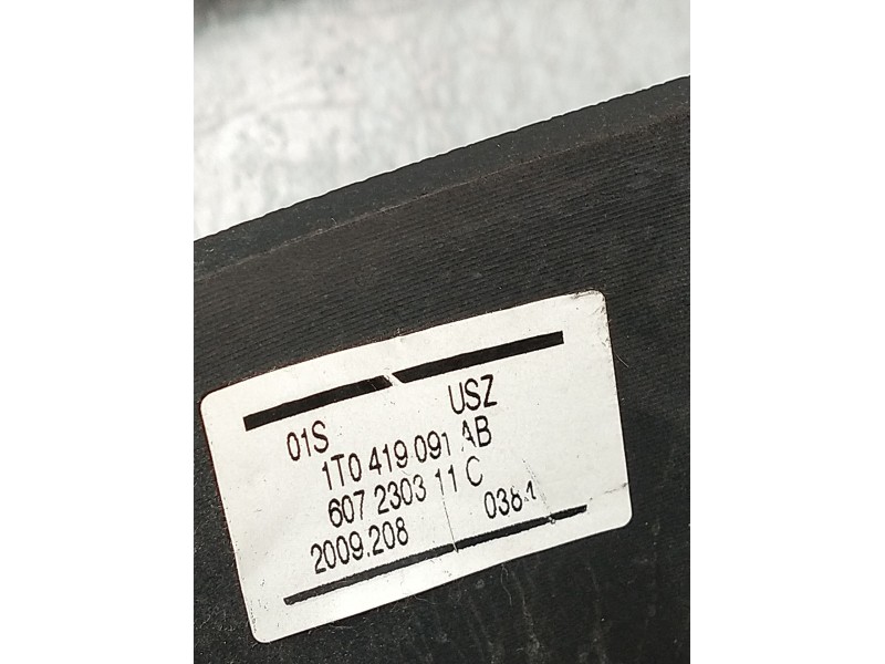Recambio de volante para volkswagen touran (1t2) edition referencia OEM IAM 1T0419091AB 607230311C 