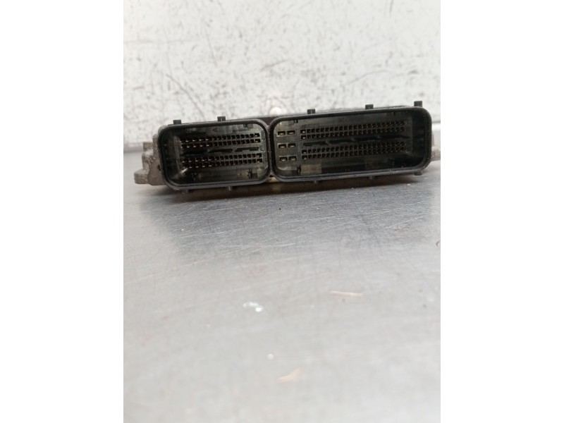 Recambio de centralita motor uce para alfa romeo gt (125) 1.9 jtd 16v 150/ distinctive referencia OEM IAM 0281011511 55198809 94