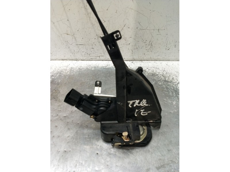 Recambio de motor cierre centralizado trasero izquierdo para toyota corolla (_e12_) 1.6 vvt-i (zze121_) referencia OEM IAM  5P 2