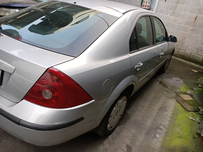ford mondeo berlina (ge) del año 2002 ford mondeo berlina (ge) del año 2002