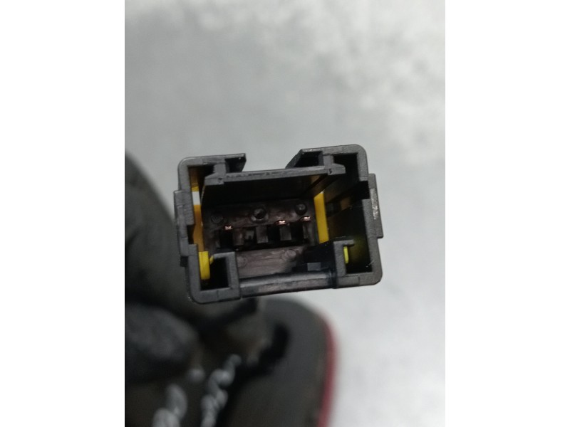 Recambio de piloto trasero derecho interior para ds 5 business class hybrid 4x4 referencia OEM IAM 9803167980 FR26220212 2012