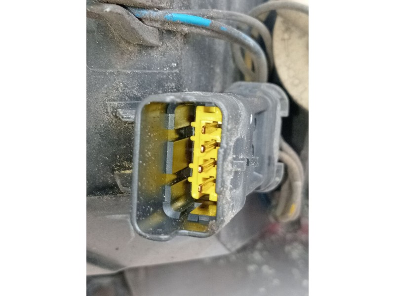 Recambio de piloto trasero izquierdo paragolpes para citroën c4 picasso referencia OEM IAM   2013