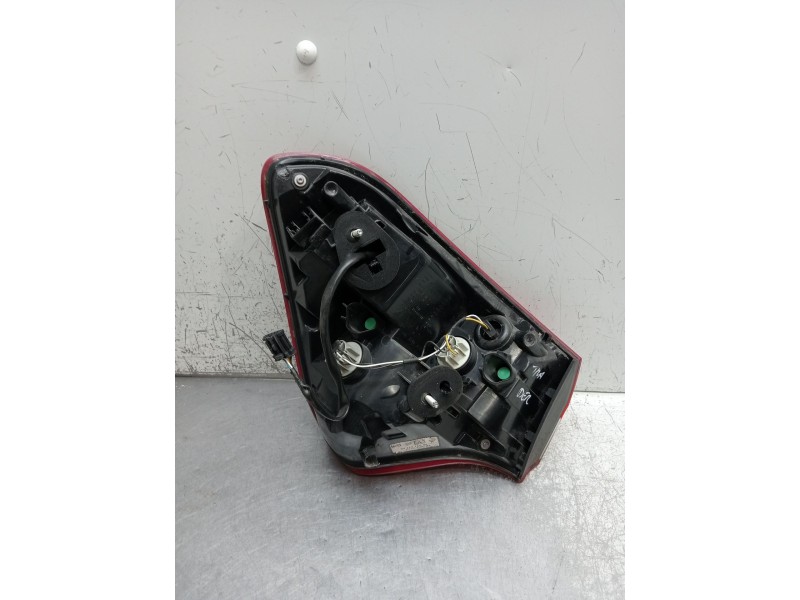 Recambio de piloto trasero derecho para ds 5 business class hybrid 4x4 referencia OEM IAM 9803167780 FR26220210 2012