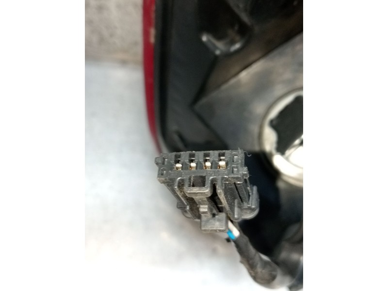 Recambio de piloto trasero derecho para ds 5 business class hybrid 4x4 referencia OEM IAM 9803167780 FR26220210 2012