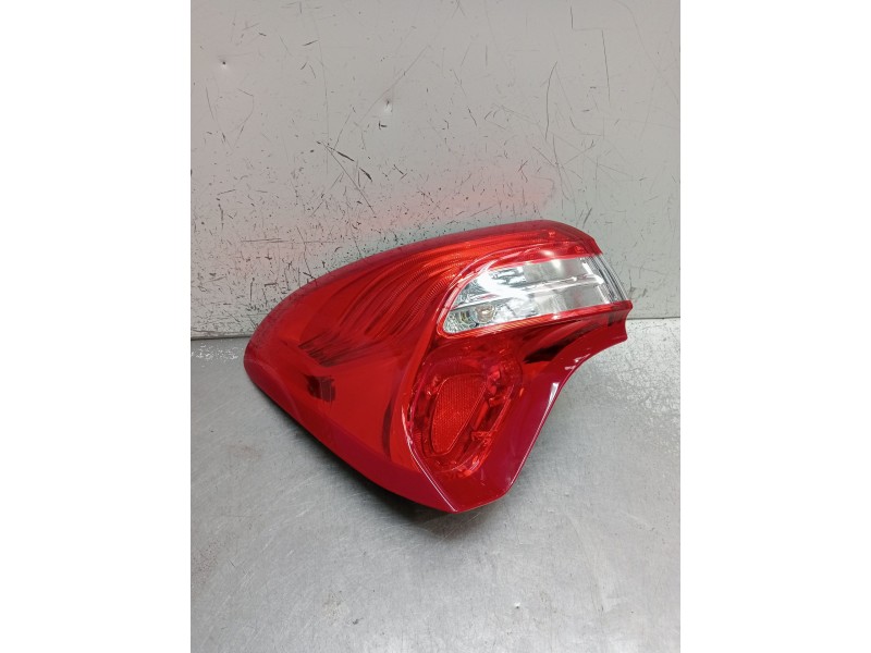 Recambio de piloto trasero izquierdo para ds 5 business class hybrid 4x4 referencia OEM IAM 9803167880 FR26220110 2012