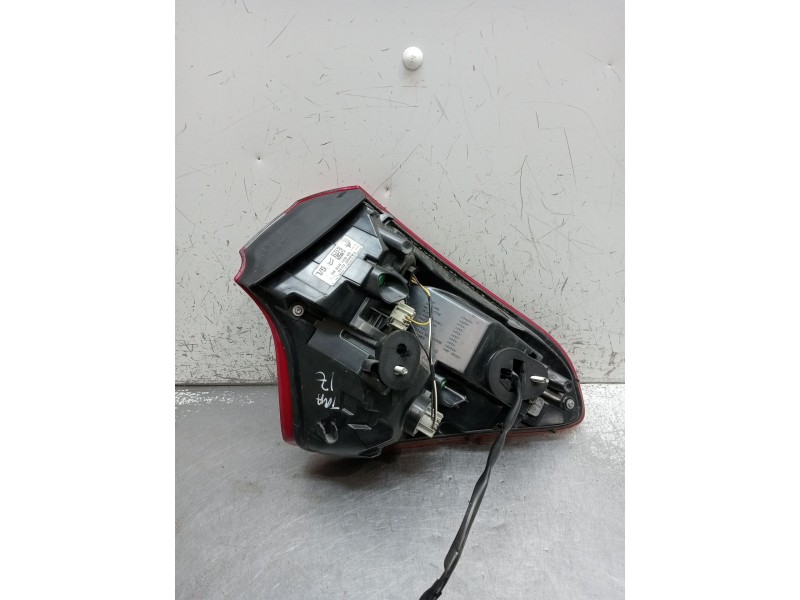 Recambio de piloto trasero izquierdo para ds 5 business class hybrid 4x4 referencia OEM IAM 9803167880 FR26220110 2012