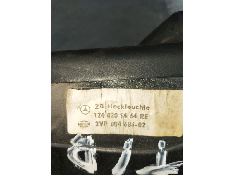 Recambio de piloto trasero derecho para mercedes-benz clase e (w124) berlina referencia OEM IAM 12482014 2VP00468602 1984