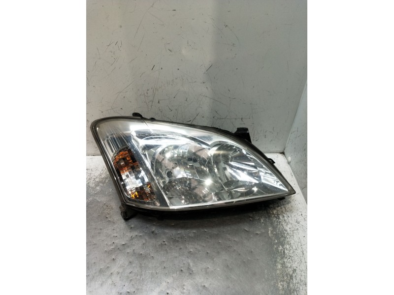 Recambio de faro derecho para toyota corolla (_e12_) 1.6 vvt-i (zze121_) referencia OEM IAM   2002
