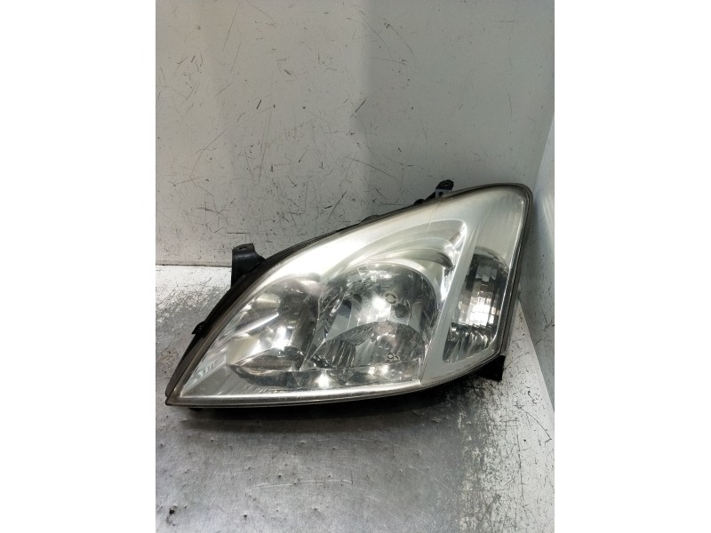 Recambio de faro izquierdo para toyota corolla (_e12_) 1.6 vvt-i (zze121_) referencia OEM IAM   2002