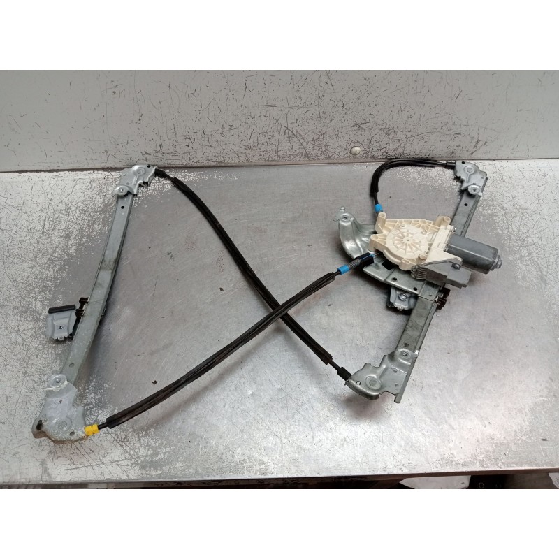 Recambio de elevalunas delantero derecho para peugeot 607 (9d, 9u) 2.2 16v referencia OEM IAM 9650734880 102279400 A02278104 200