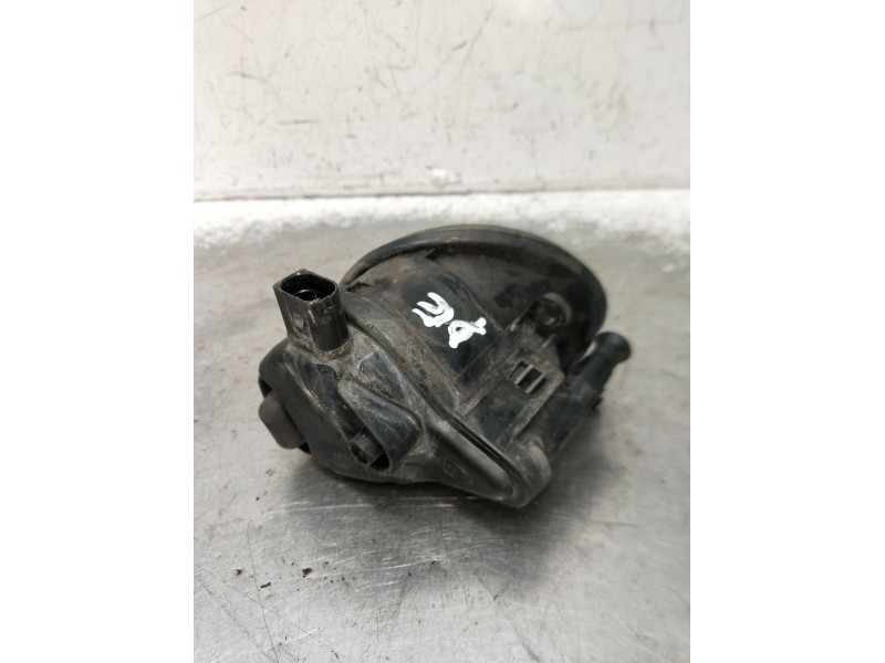 Recambio de faro antiniebla derecho para audi a3 sportback (8pa) 2.0 tdi referencia OEM IAM 24696800RE  2007