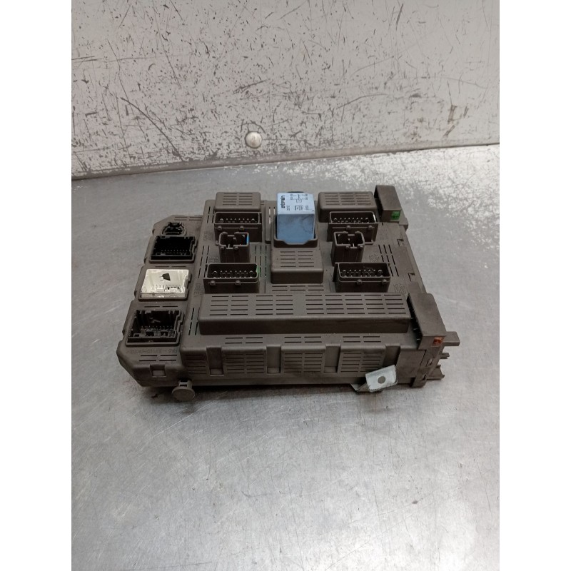 Recambio de caja reles / fusibles para peugeot 607 (9d, 9u) 2.2 16v referencia OEM IAM 9640797980  2000