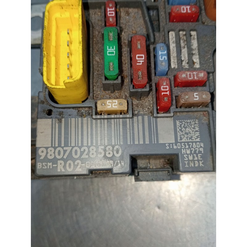 Recambio de caja reles / fusibles para peugeot 5008 (0u_, 0e_) 2.0 hdi 150 / bluehdi 150 referencia OEM IAM 9807028580 BSMR02 20