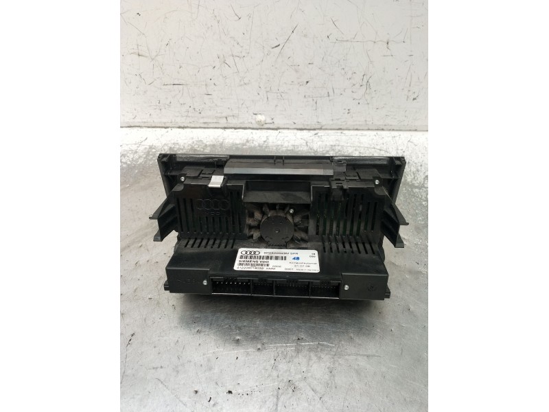 Recambio de mando calefaccion / aire acondicionado para audi a3 sportback (8pa) 2.0 tdi referencia OEM IAM 8P0820043M 4122060180