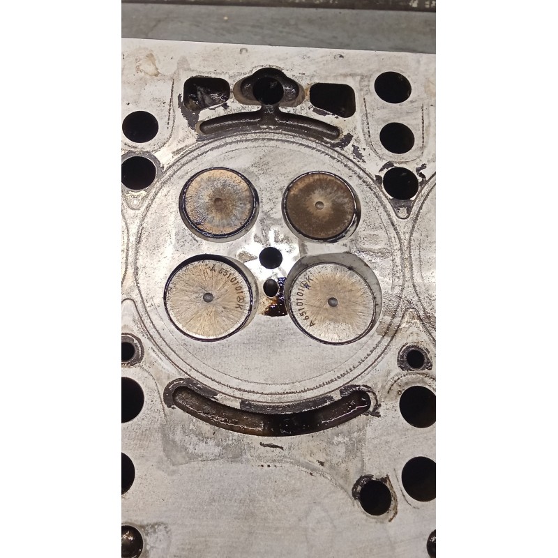 Recambio de culata para mercedes-benz viano (w639) cdi 2.2 (639.811, 639.813, 639.815, 639.711, 639.713) referencia OEM IAM R651