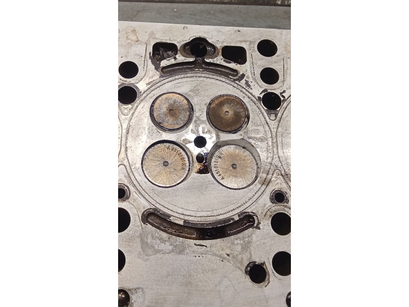 Recambio de culata para mercedes-benz viano (w639) cdi 2.2 (639.811, 639.813, 639.815, 639.711, 639.713) referencia OEM IAM R651
