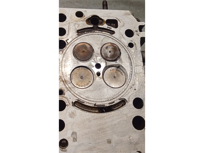 Recambio de culata para mercedes-benz viano (w639) cdi 2.2 (639.811, 639.813, 639.815, 639.711, 639.713) referencia OEM IAM R651