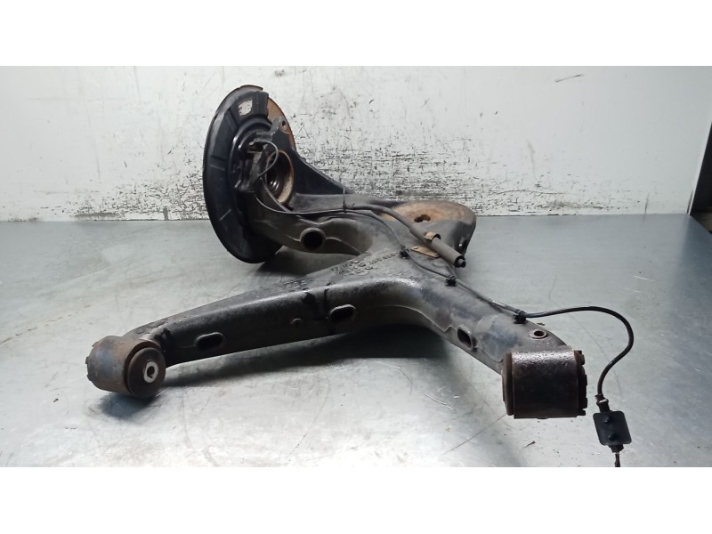 Recambio de mangueta trasera derecha para mercedes-benz viano (w639) cdi 2.2 (639.811, 639.813, 639.815, 639.711, 639.713) refer