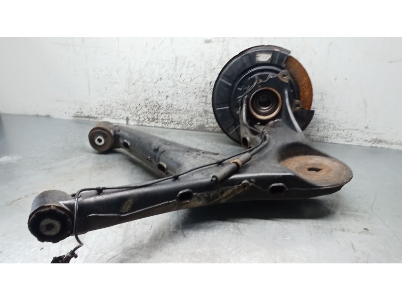 Recambio de mangueta trasera derecha para mercedes-benz viano (w639) cdi 2.2 (639.811, 639.813, 639.815, 639.711, 639.713) refer