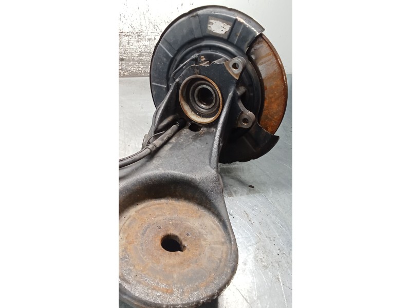 Recambio de mangueta trasera derecha para mercedes-benz viano (w639) cdi 2.2 (639.811, 639.813, 639.815, 639.711, 639.713) refer