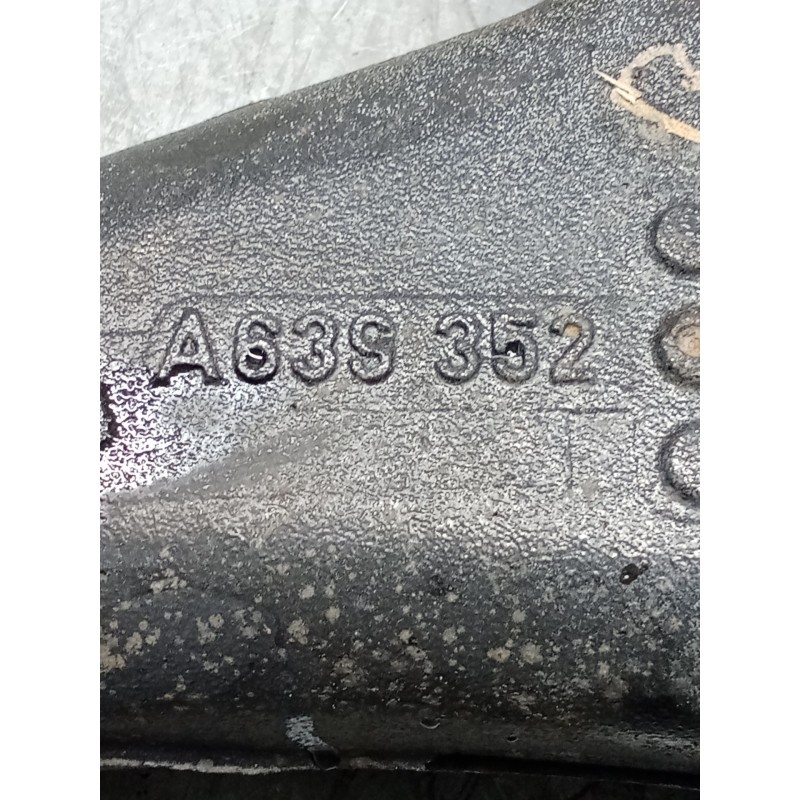 Recambio de mangueta trasera izquierda para mercedes-benz viano (w639) cdi 2.2 (639.811, 639.813, 639.815, 639.711, 639.713) ref