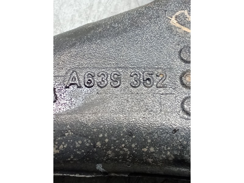 Recambio de mangueta trasera izquierda para mercedes-benz viano (w639) cdi 2.2 (639.811, 639.813, 639.815, 639.711, 639.713) ref