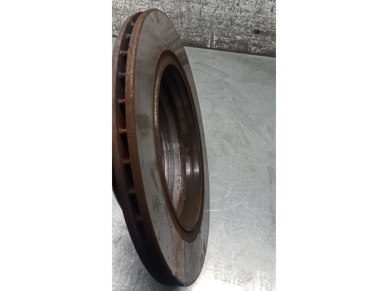 Recambio de disco freno trasero para bmw 5 (e39) 525 d referencia OEM IAM   95