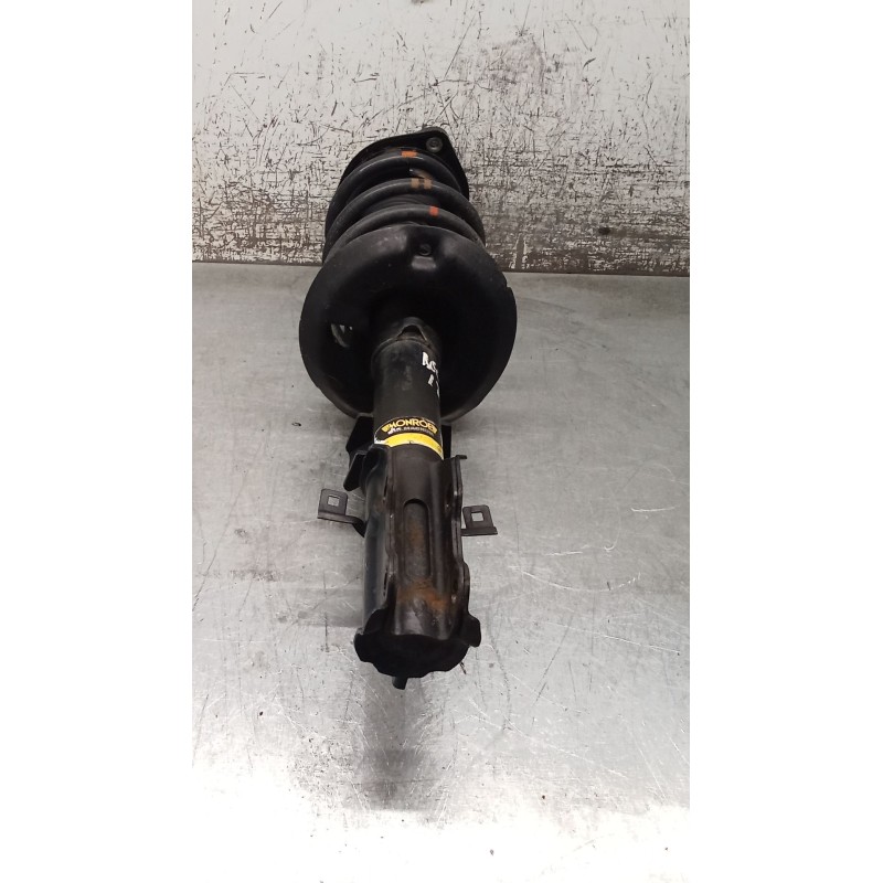 Recambio de amortiguador delantero izquierdo para mercedes-benz viano (w639) cdi 2.2 (639.811, 639.813, 639.815, 639.711, 639.71