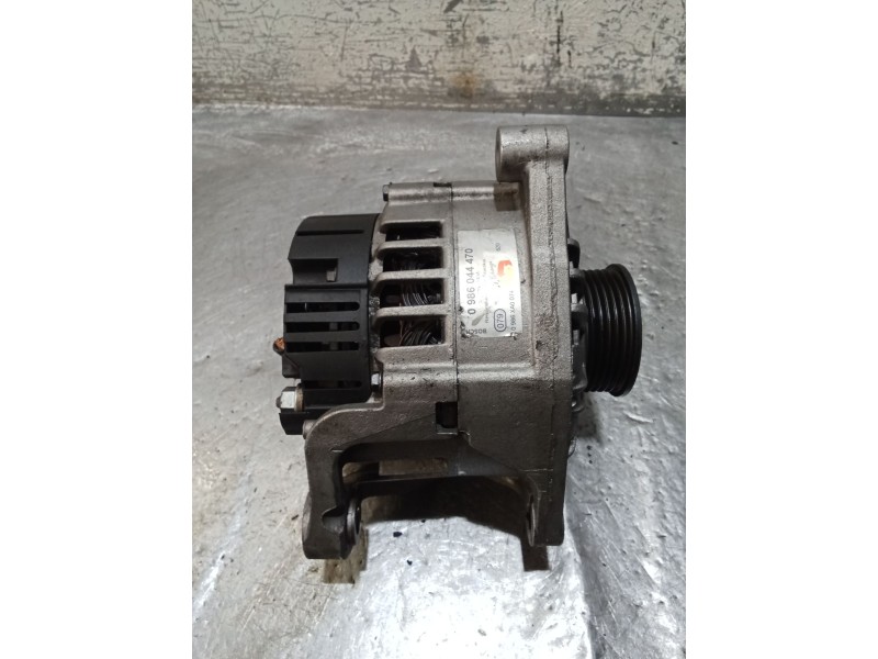 Recambio de alternador para audi a4 b6 (8e2) 2.5 tdi quattro referencia OEM IAM 0986044470  01