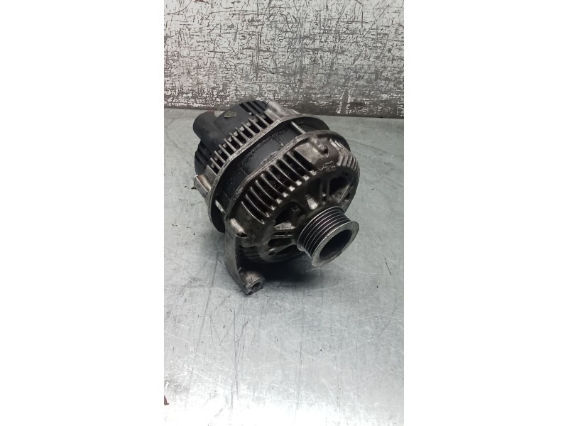 Recambio de alternador para bmw 5 (e39) 525 d referencia OEM IAM A14VI28  95