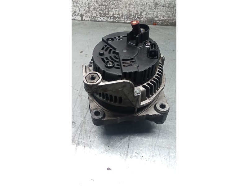 Recambio de alternador para bmw 5 (e39) 525 d referencia OEM IAM A14VI28  95